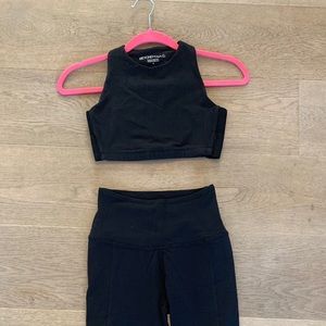 Beyond Yoga high neck supportive bra with cut out.